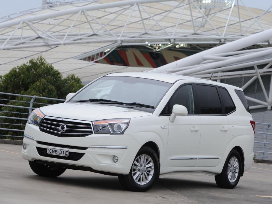  SsangYong Stavic 2013 года  (фото 10 из 12)